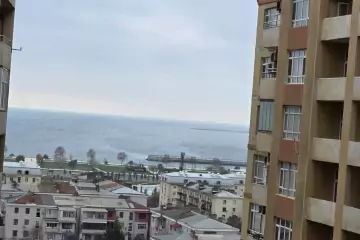Satılır Yeni Tikili Ağ şəhər Kompleksində