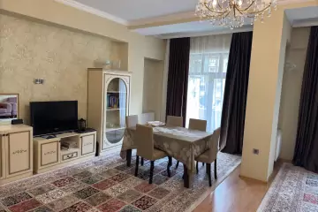 Satılır Yeni Tikili Nərimanov Parkı