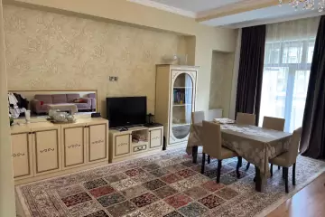 Satılır Yeni Tikili Nərimanov Parkı