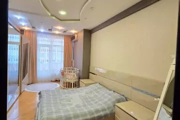 Satılır Yeni Tikili Ağ şəhər Kompleksində