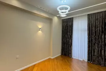 Satılır Yeni Tikili Yasamalda