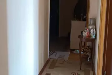 Satılır Köhnə Tikili Bakıxanovda