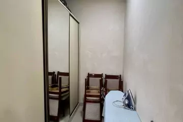 Satılır Yeni Tikili 1-ci Mikrorayonda