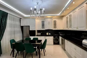 Satılır Yeni Tikili 1-ci Mikrorayonda