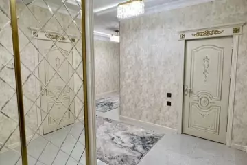 Satılır Yeni Tikili 1-ci Mikrorayonda