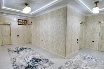 Satılır Yeni Tikili 1-ci Mikrorayonda