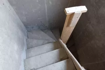 Satılır Həyət Evi Yeni Ramana Qəsəbəsida