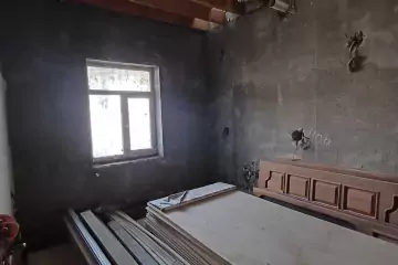 Satılır Həyət Evi Yeni Ramana Qəsəbəsida