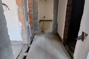 Satılır Həyət Evi Yeni Ramana Qəsəbəsida