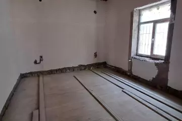 Satılır Həyət Evi Yeni Ramana Qəsəbəsida