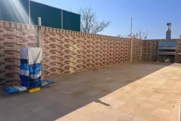 Satılır Həyət Evi Buzovnada