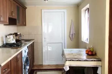 Satılır Həyət Evi Buzovnada