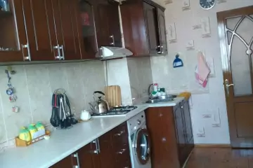 Satılır Yeni Tikili 8-ci Kilometrdə