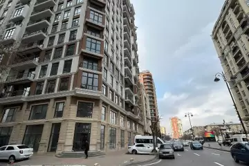 Satılır Yeni Tikili Gənclikdə
