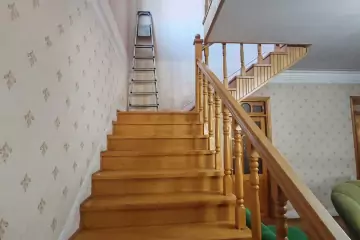 Satılır Həyət Evi Bülbülədə