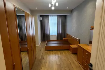 Satılır Yeni Tikili Gənclikdə