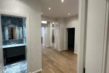 Satılır Yeni Tikili Gənclikdə