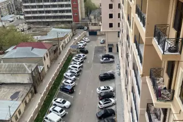 Satılır Yeni Tikili Nəsimi Bazarında