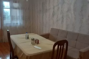 Aylıq Kirayə Köhnə Tikili 8-ci Kilometrdə