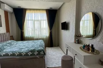 Satılır Yeni Tikili Ukraniya Dairəsida