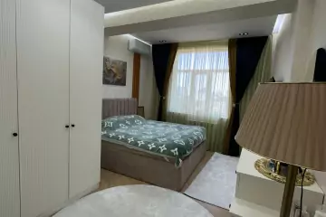 Satılır Yeni Tikili Ukraniya Dairəsida