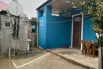 Satılır Həyət Evi Buzovnada