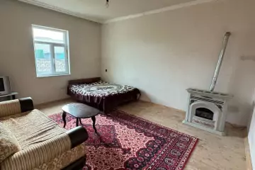 Satılır Həyət Evi Mərdəkanda