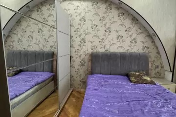 Satılır Köhnə Tikili Montində
