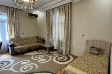 Satılır Köhnə Tikili Montində