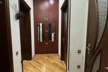 Satılır Köhnə Tikili Montində