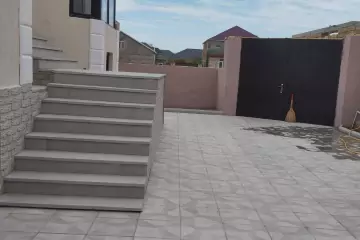 Satılır Həyət Evi Sarayda