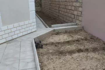 Satılır Həyət Evi Sarayda