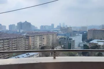 Satılır Yeni Tikili Elmler Akademiyasıda