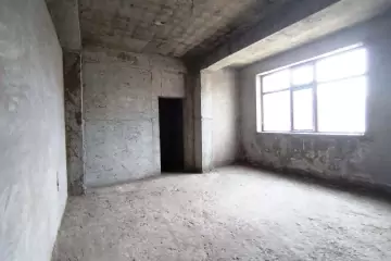 Satılır Yeni Tikili Nəsimi Bazarında