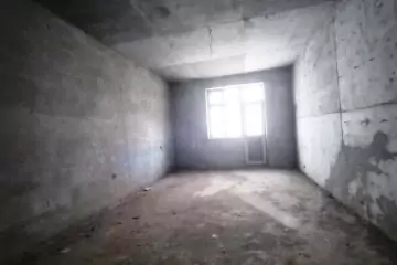 Satılır Yeni Tikili Nəsimi Bazarında