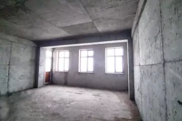 Satılır Yeni Tikili Nəsimi Bazarında