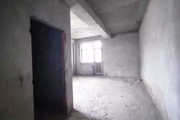 Satılır Yeni Tikili Nəsimi Bazarında