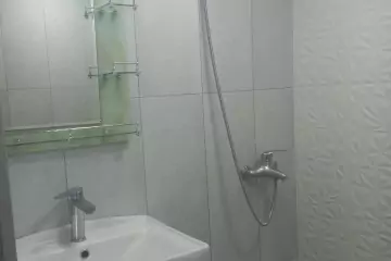 Satılır Köhnə Tikili Yasamalda
