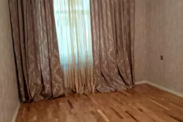 Satılır Yeni Tikili Elmler Akademiyasıda