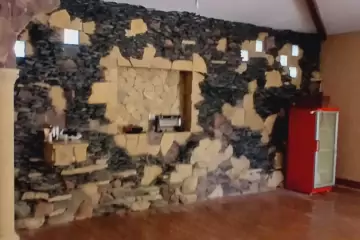 Satılır Bağ Evi şüvəlanda