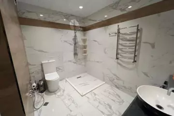 Satılır Yeni Tikili Elmler Akademiyasıda