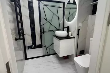 Satılır Yeni Tikili 7-ci Mikrorayonda