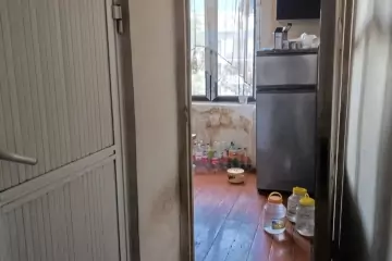 Satılır Köhnə Tikili Pasyolkada