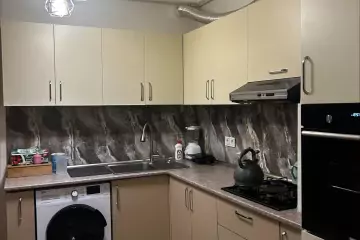 Aylıq Kirayə Köhnə Tikili Bakı Kinoteatrıda