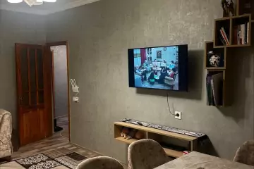 Aylıq Kirayə Köhnə Tikili Bakı Kinoteatrıda