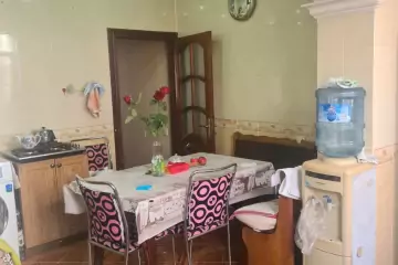 Satılır Köhnə Tikili Ukraniya Dairəsida