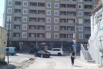 Satılır Yeni Tikili Masazırda