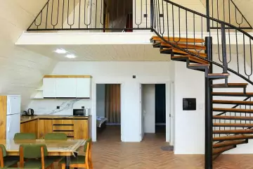 Günlük Kirayə Bağ Evi Quba Rayonunda