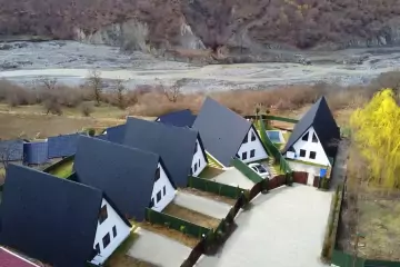 Günlük Kirayə Bağ Evi Quba Rayonunda