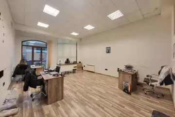 Aylıq Kirayə Ofis Nərimanov Parkı
